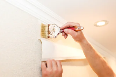 Pose de papier peint à Vregille — revêtements muraux et toiles de verre